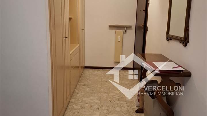  S. MARTINO :  2  LOCALI +SERVIZI